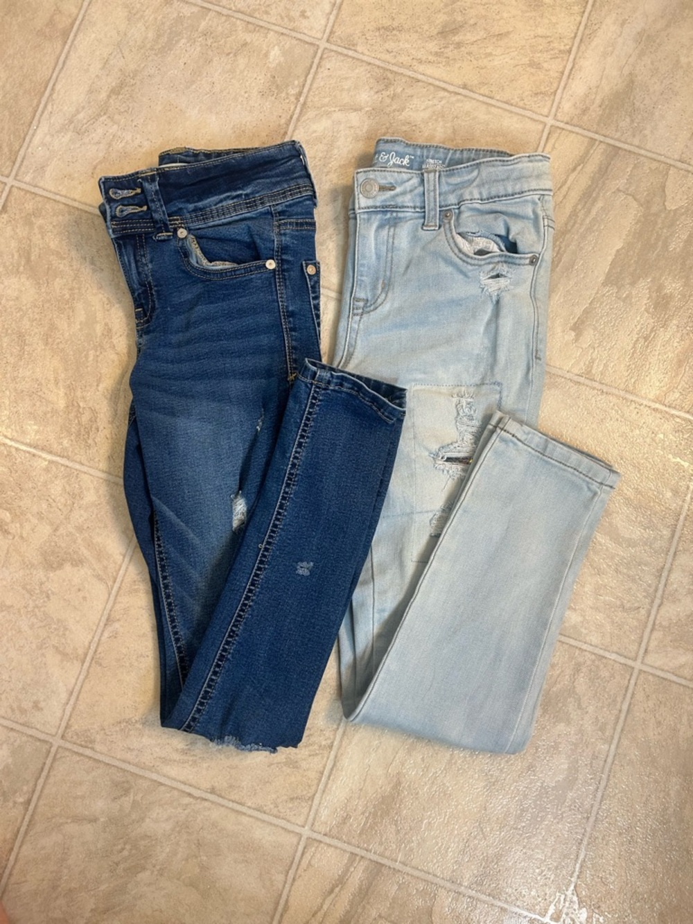 Cat & Jack Girls'  Skinny Jeans - Dark Blue & Light Blue